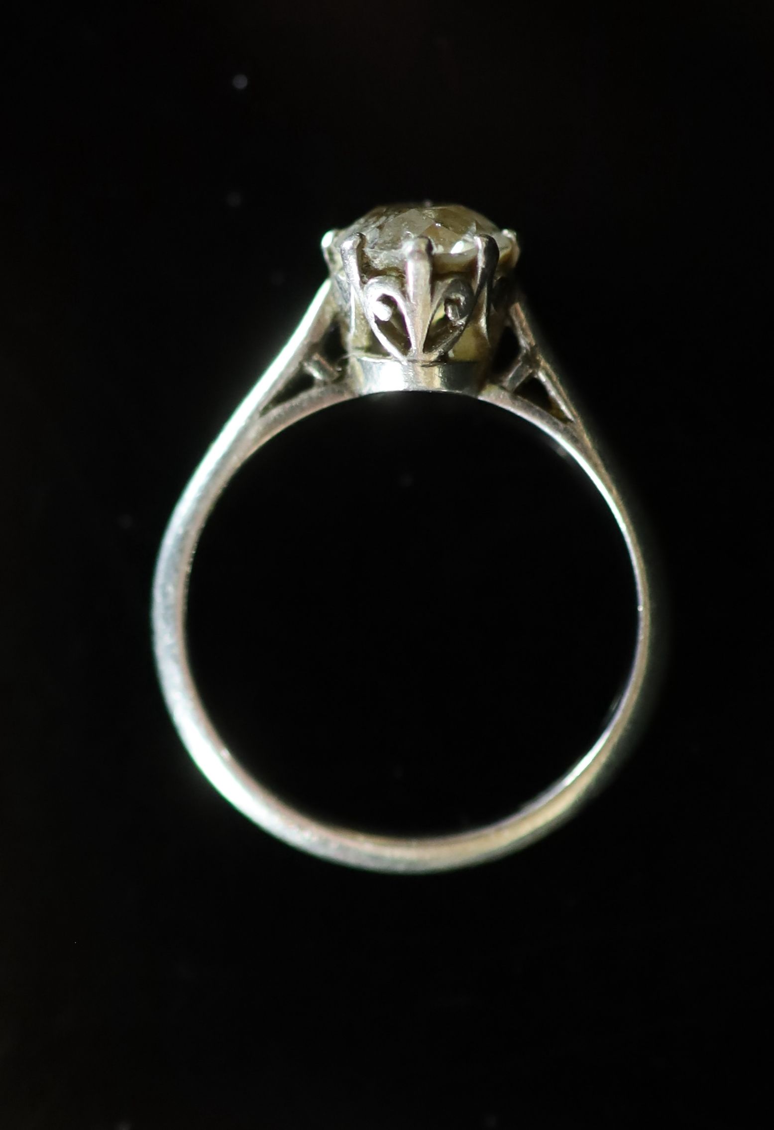 An 18ct white gold and solitaire diamond ring